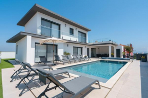 Diamond Villa - Luxury House